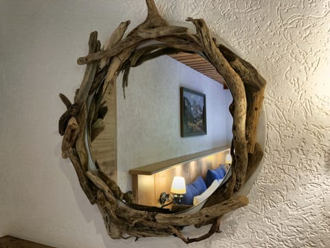 Panorama Apartment mit Seeblick | Room amenity