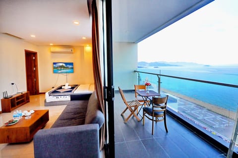 Executive Apartment, 1 Bedroom, Balcony, Ocean View | Balcony view