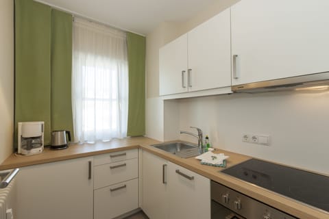 Apartment, Mountain View | Private kitchen | Fridge, coffee/tea maker, electric kettle