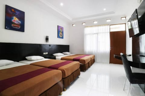 Superior Room | Desk, free WiFi, bed sheets