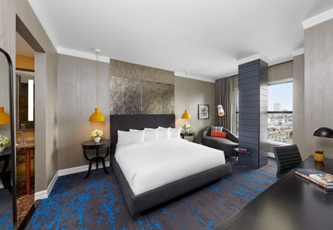 Penthouse (East) | Premium bedding, down comforters, minibar, in-room safe