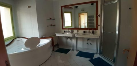 Suite, Terrace, Lake View (Suite Elena) | Ryokan dining