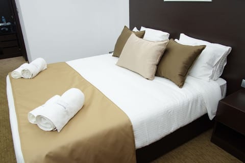 Premium bedding, minibar, in-room safe, desk