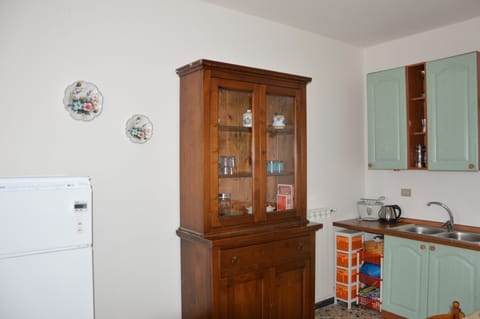 Plenty of storage in this fine cabinet