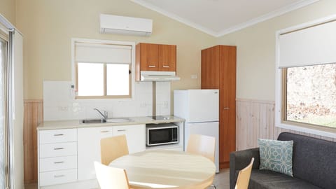 2 Bedroom Cabin | Private kitchen | Fridge, microwave, electric kettle, cookware/dishes/utensils