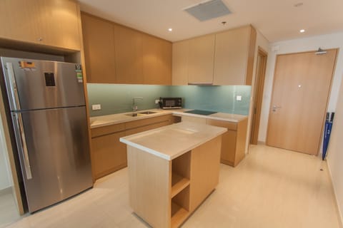 Luxury Apartment, 2 Bedrooms, Pool View | Private kitchen | Fridge, microwave, stovetop, coffee/tea maker