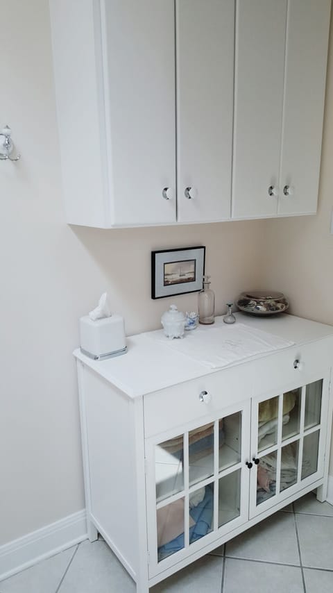 Countertop space for your toiletries.