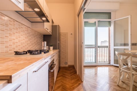 Apartment, 2 Bedrooms | Private kitchenette | Fridge, oven, stovetop, espresso maker