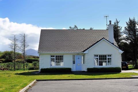 Pretty Cottage - Perfect Location to discover the magnificant County of Mayo!