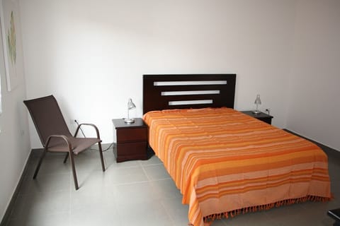 Deluxe Apartment, 2 Bedrooms, Non Smoking | 2 bedrooms, Tempur-Pedic beds, individually decorated