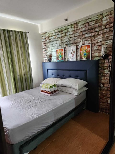 City Condo, 1 Queen Bed with Sofa bed | 1 bedroom, desk, soundproofing, free WiFi