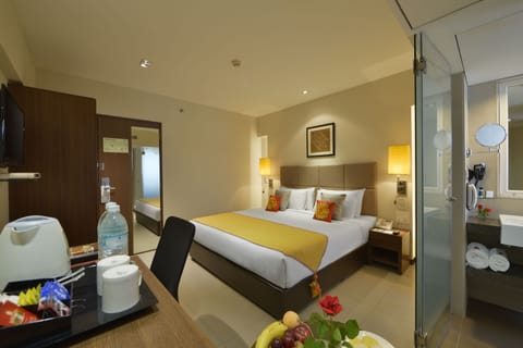 Deluxe Double Room, 1 Double Bed | Egyptian cotton sheets, premium bedding, down comforters