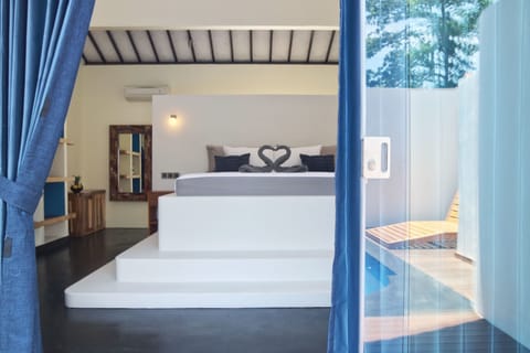Honeymoon Villa, 1 Bedroom | 1 bedroom, minibar, in-room safe, desk