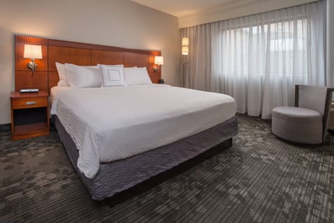 Suite, 1 Bedroom | Premium bedding, desk, blackout drapes, iron/ironing board