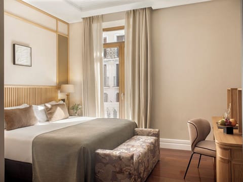 Exterior Double Room | Egyptian cotton sheets, premium bedding, minibar, in-room safe