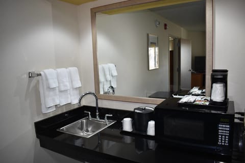 Suite, 1 Bedroom | In-room safe, desk, blackout drapes, iron/ironing board