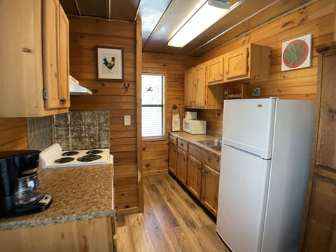 The Woods Cabin, Pet Friendly | Private kitchen | Full-size fridge, microwave, oven, stovetop