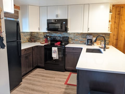 Beautiful, remodeled, fully stocked kitchen.