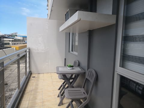 Centrio Tower, 1 Bedroom with Balcony | Balcony