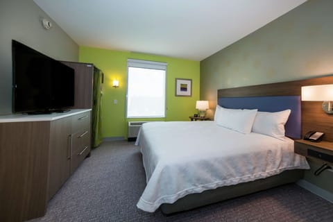 Suite, 1 Bedroom, Non Smoking | In-room safe, desk, iron/ironing board, free cribs/infant beds