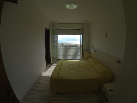 Double or Twin Room, Ocean View | In-room safe, desk, WiFi