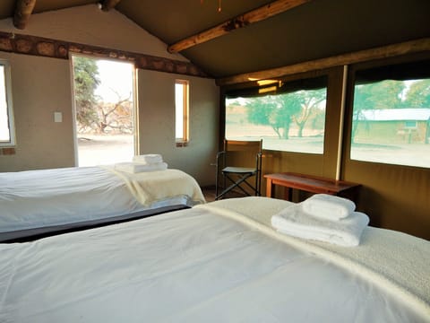 Standard Twin Room (Tented Chalets) | 2 bedrooms, premium bedding, bed sheets