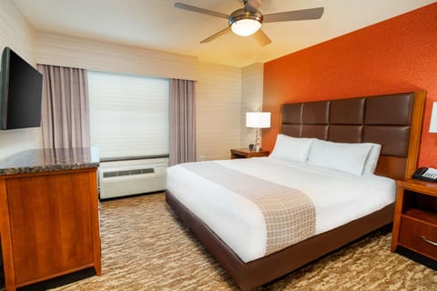 Suite, 1 Bedroom, Non Smoking | Premium bedding, desk, blackout drapes, iron/ironing board