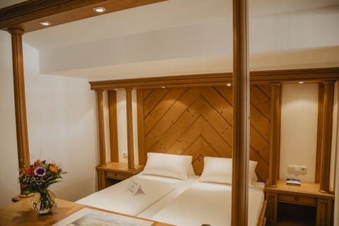 Comfort Apartment | 1 bedroom, hypo-allergenic bedding, desk, free WiFi