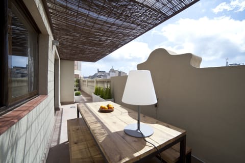 Apartment (Atic, Ronda Universitat 13) | Terrace/patio