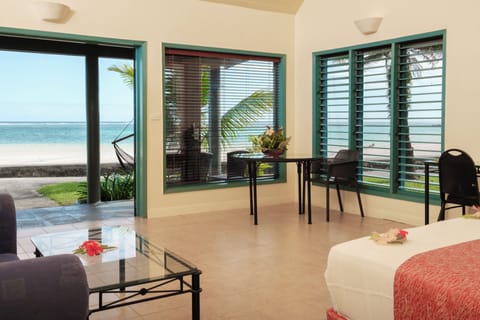 Beachfront Villa | In-room safe, blackout drapes, iron/ironing board