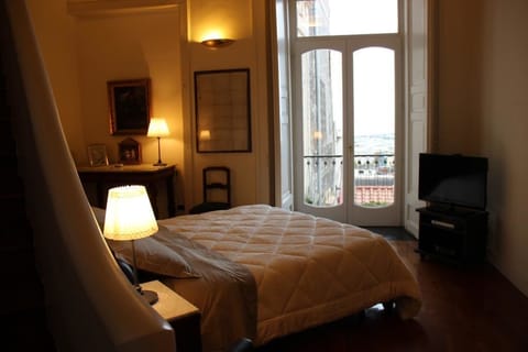 Double Room, Balcony | 1 bedroom, desk, soundproofing, free WiFi