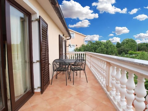 Apartment, 1 Bedroom (1390/13114) | Balcony