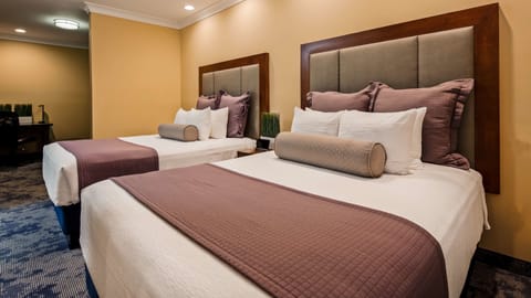 Suite, 2 Queen Beds, Non Smoking, Refrigerator & Microwave | Egyptian cotton sheets, premium bedding, pillowtop beds, desk
