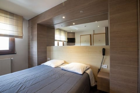 1 bedroom, soundproofing, iron/ironing board, free WiFi