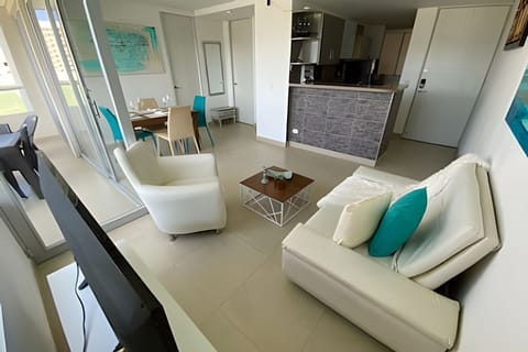 Apartment | Living area | Flat-screen TV