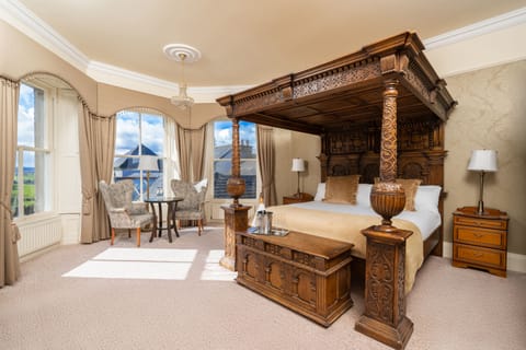 Junior Suite | Laptop workspace, iron/ironing board, free WiFi, bed sheets