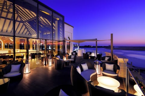 9 restaurants, lunch, dinner, brunch served; Pan-Asian cuisine