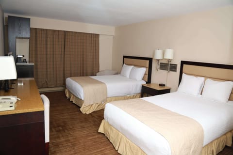Standard Double Room Single Use, 2 Double Beds, Non Smoking | Premium bedding, down comforters, in-room safe, soundproofing