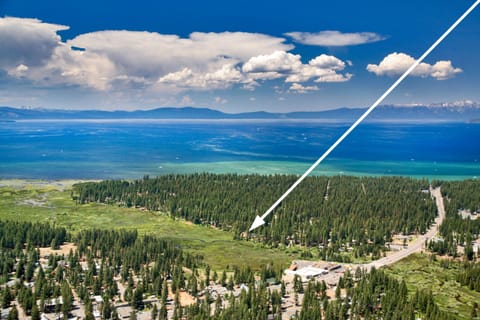 Located on the meadow, just a mile from lake access, close to restaurants and rental shops