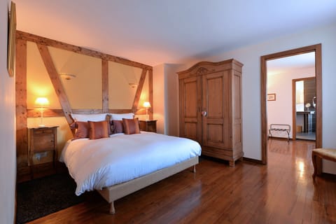 Family Suite, Private Bathroom (SYLVANER) | Premium bedding, pillowtop beds, individually decorated