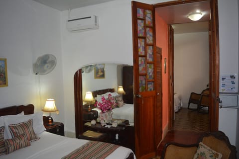 Deluxe Double Room | In-room safe, blackout drapes, bed sheets