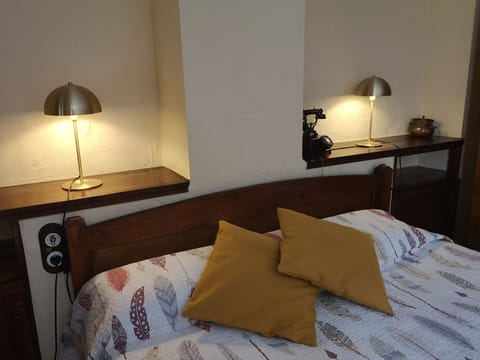 Deluxe Double Room | Egyptian cotton sheets, premium bedding, in-room safe