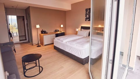 Superior Double Room | Free minibar, in-room safe, desk, soundproofing