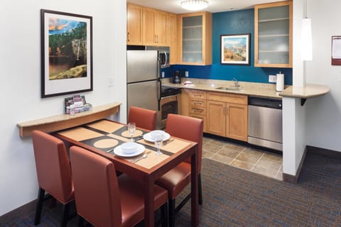 Suite, 1 Bedroom, Non Smoking | Private kitchenette | Fridge, microwave, stovetop, dishwasher