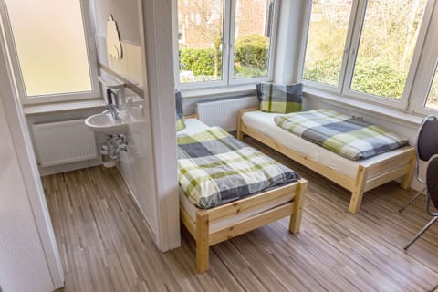 Apartment | Desk, soundproofing, free WiFi, bed sheets