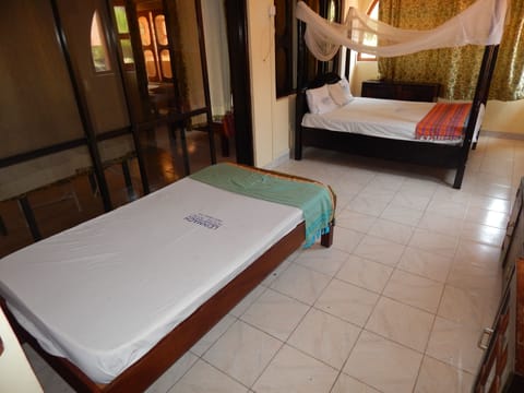 Comfort Shared Dormitory, Mixed Dorm | 1 bedroom, premium bedding, in-room safe, free WiFi