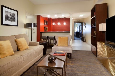 Suite, 1 Bedroom | Living area | 42-inch plasma TV with satellite channels, TV