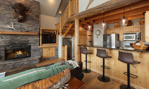 MMH 44 Cowboy Heaven, Kitchen, 1