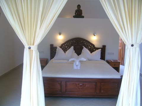 Comfort Double Room, Terrace | Premium bedding, Select Comfort beds, minibar, in-room safe