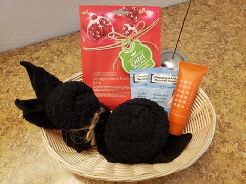 Shower, free toiletries, hair dryer, bathrobes